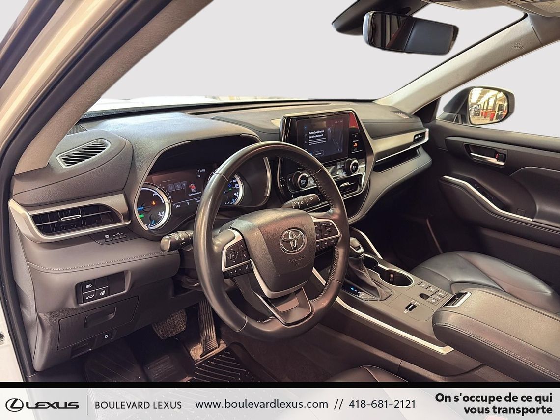 2023 TOYOTA HIGHLANDER HYBRID XLE