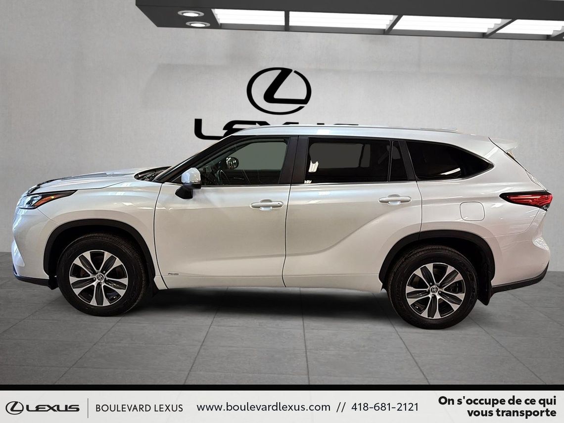 2023 TOYOTA HIGHLANDER HYBRID XLE
