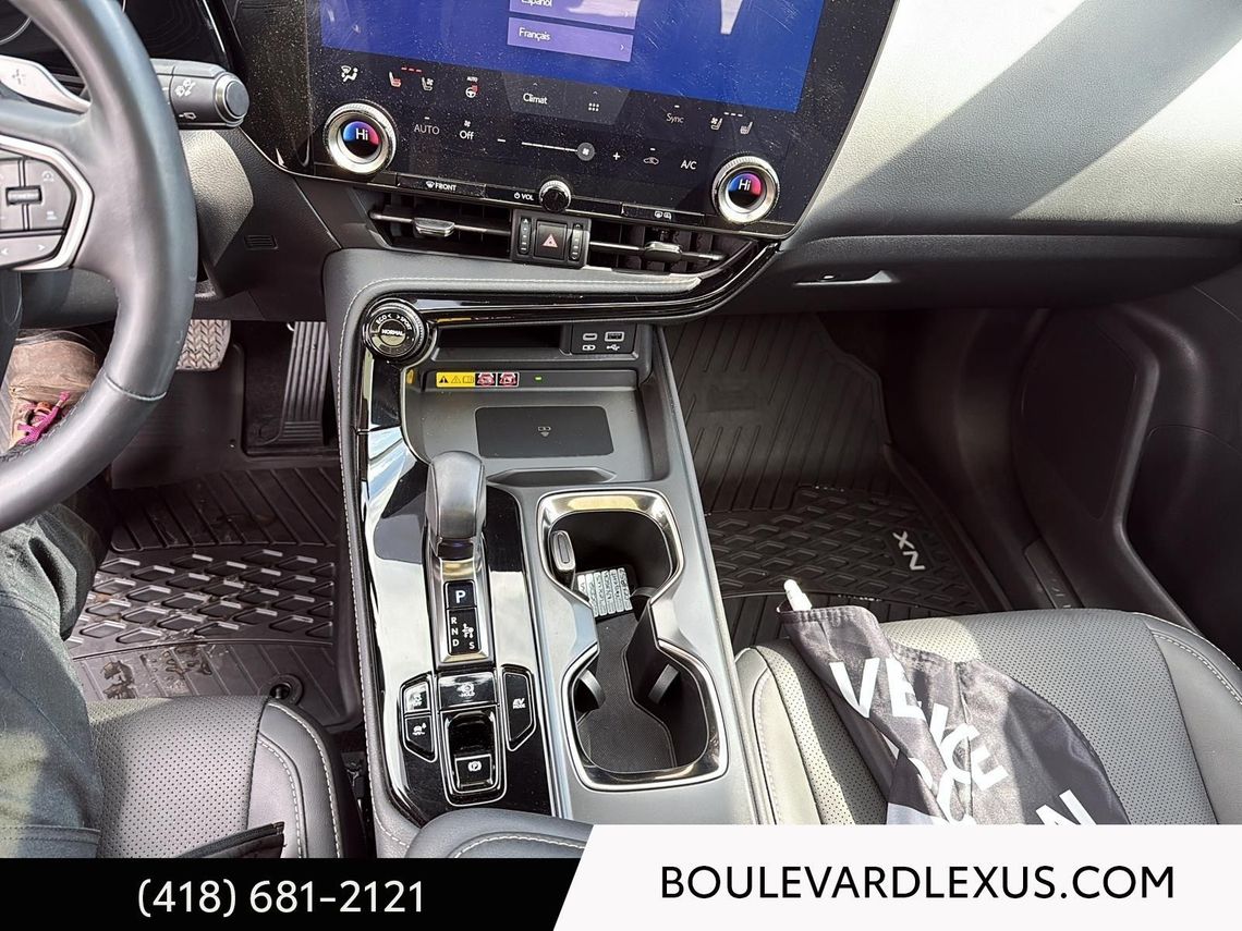 2022 LEXUS NX 350h GROUPE LUXE AWD