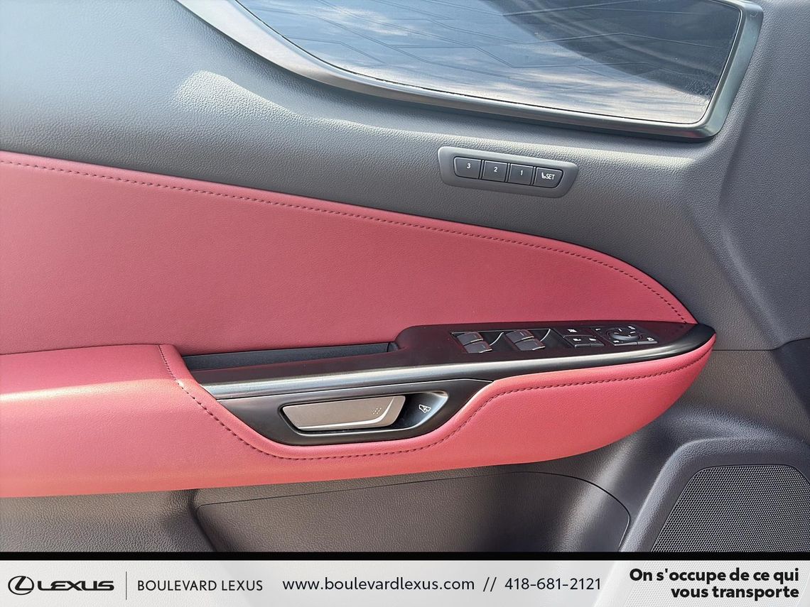 2022 LEXUS NX450H LUXE