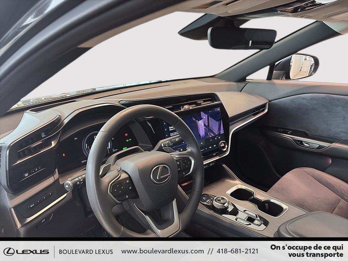 2023 LEXUS RZ 450e AWD GROUPE EXÉCUTIF