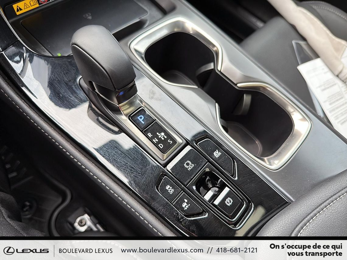 2025 LEXUS NX350H LUXE