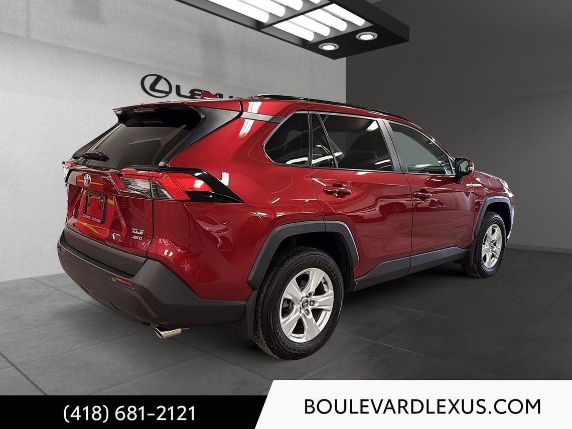 2020 TOYOTA RAV4 XLE AWD