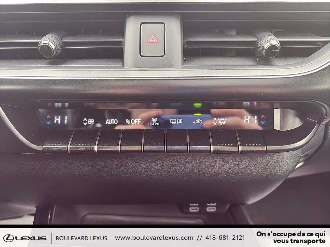 2024 LEXUS UX 250h GROUPE F SPORT DESIGN AWD