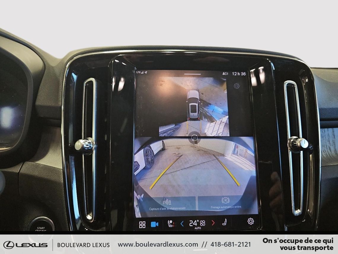 2024 VOLVO XC40 PLUS BRIGHT AWD