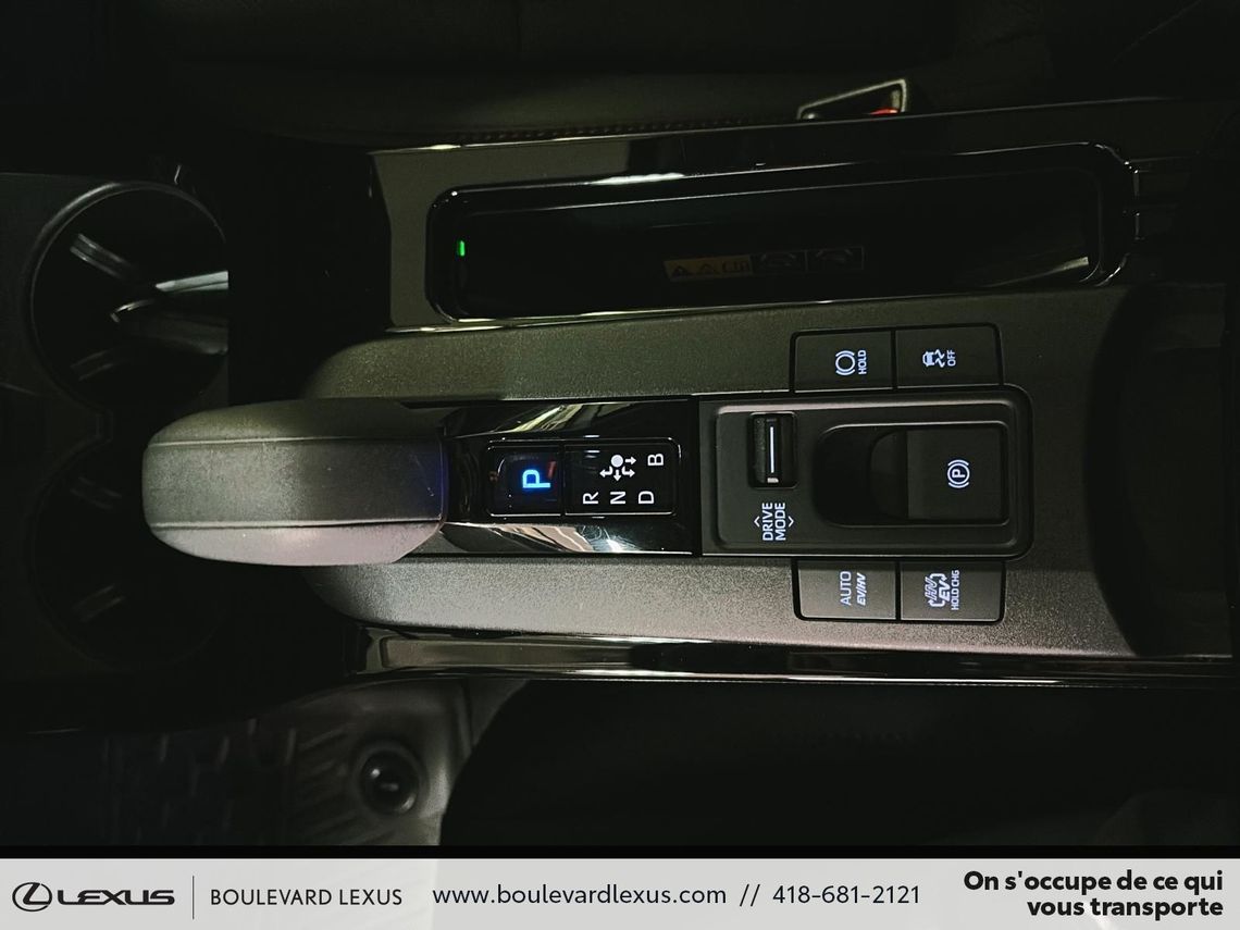 2024 TOYOTA PRIUS PRIME XSE