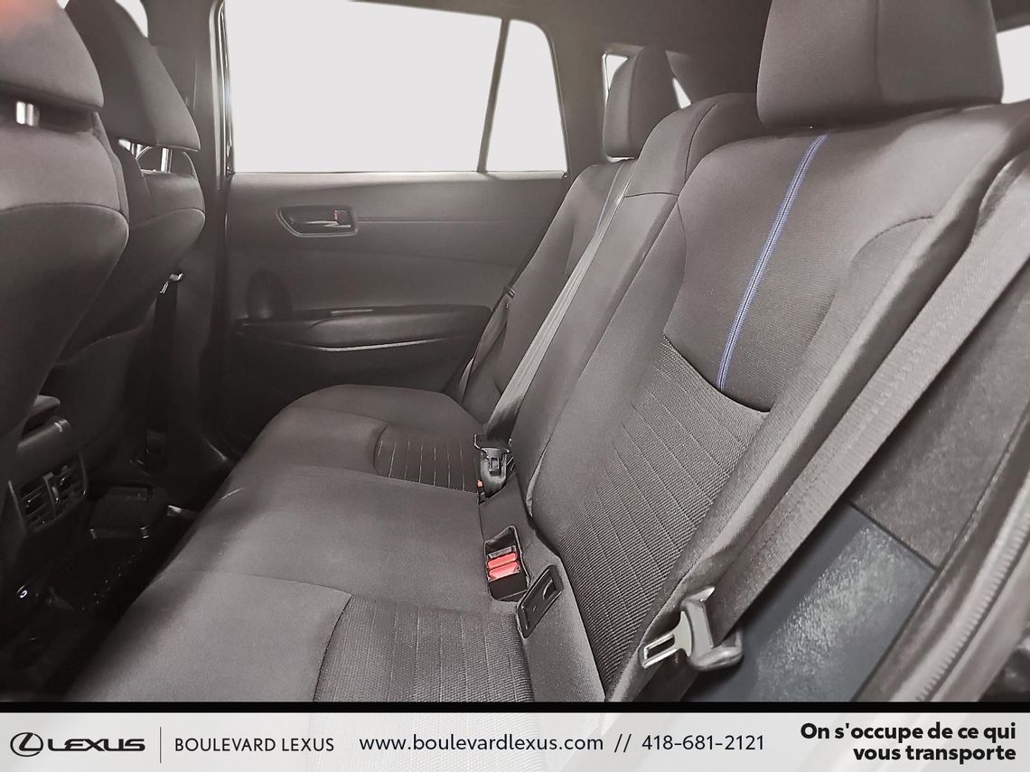 2023 TOYOTA COROLLA CROSS HYBRIDE SE