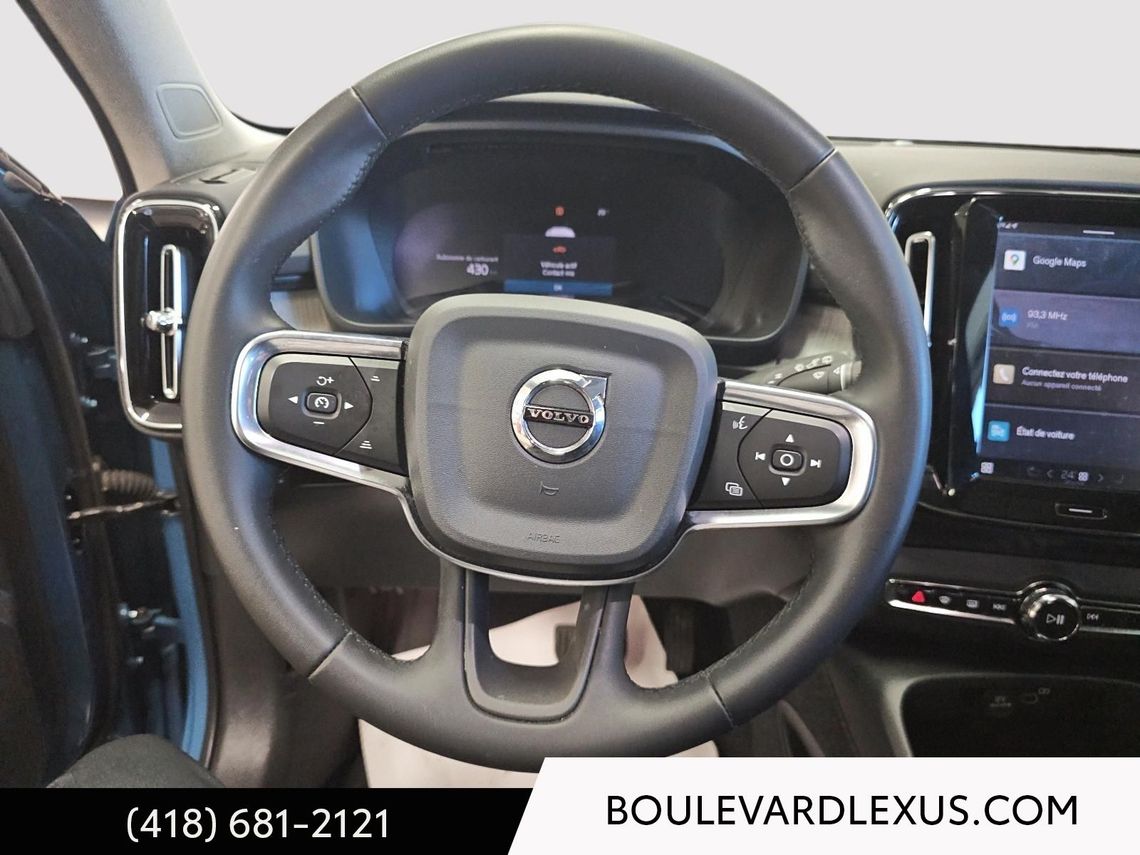 2024 VOLVO XC40 PLUS BRIGHT AWD