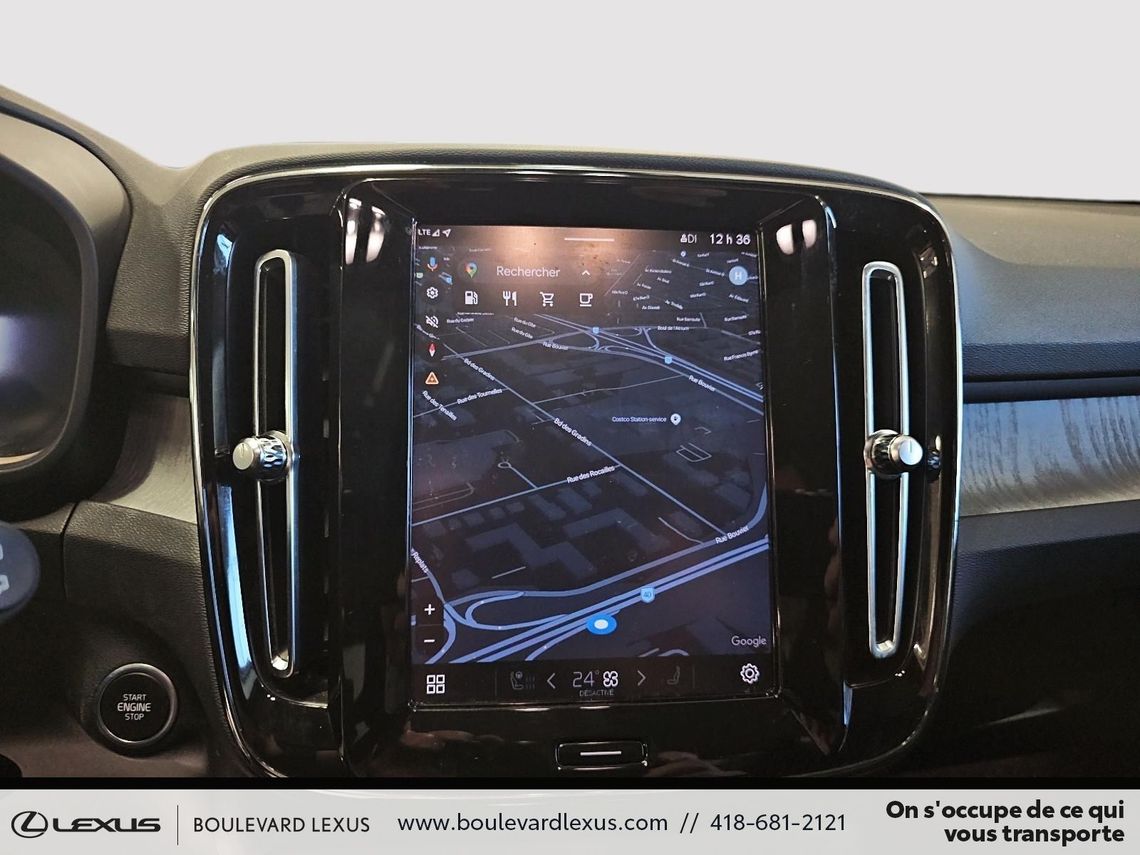 2024 VOLVO XC40 PLUS BRIGHT AWD