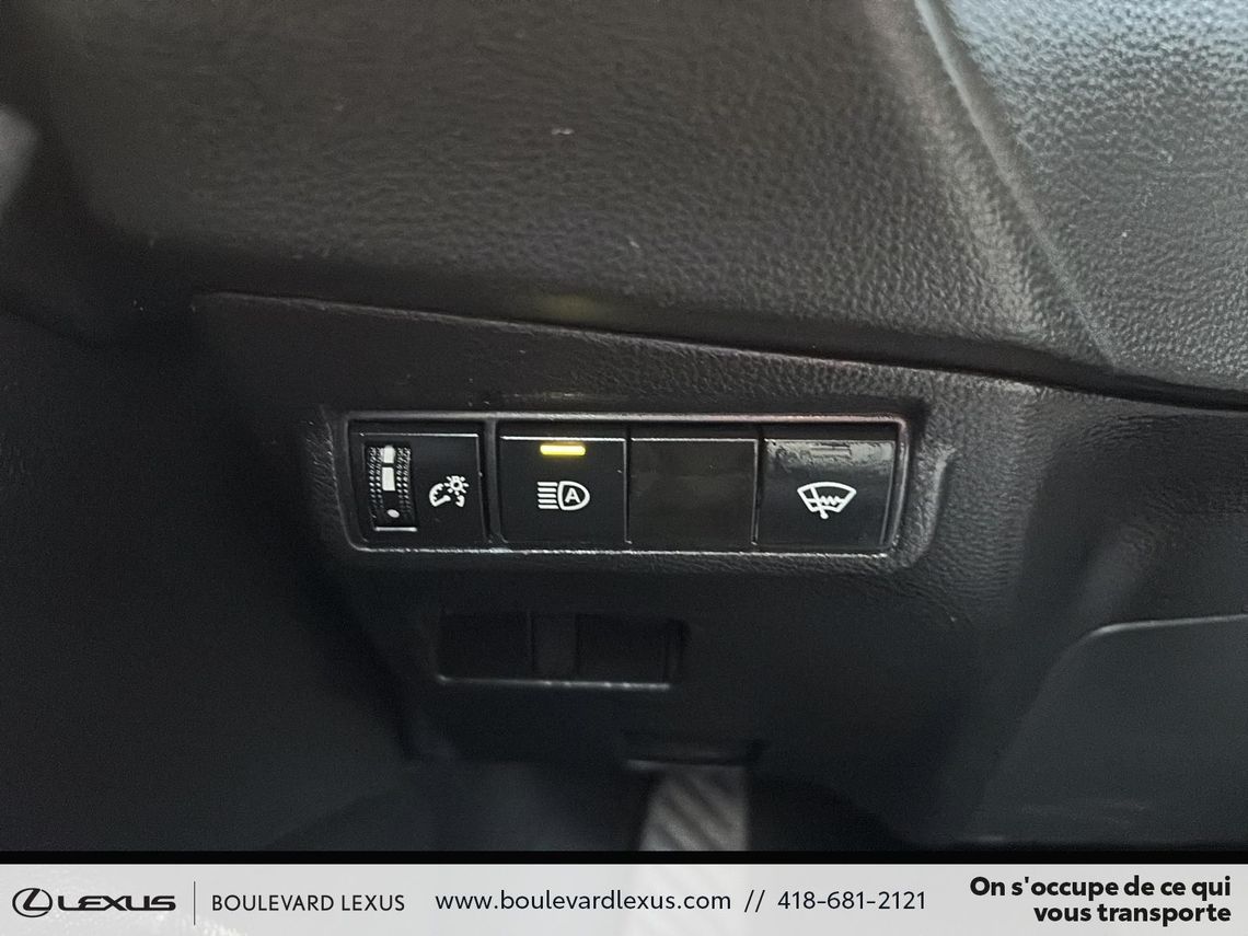 2023 TOYOTA COROLLA CROSS LE AWD