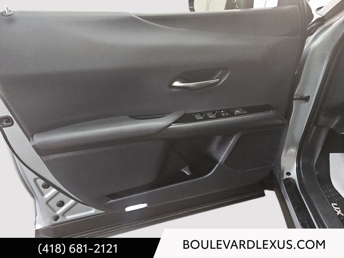 2024 LEXUS UX 250h GROUPE F SPORT DESIGN AWD