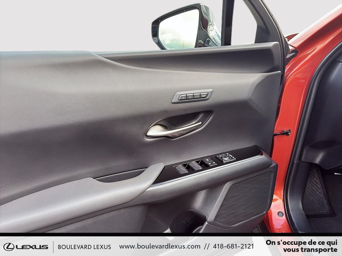 2023 LEXUS UX 250H GROUPE LUXE AWD