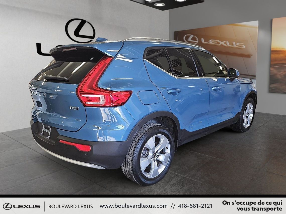 2024 VOLVO XC40 PLUS BRIGHT AWD