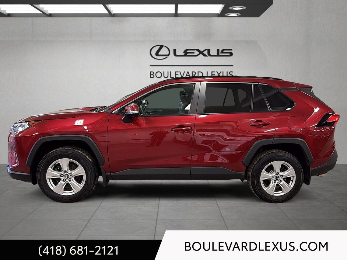 2020 TOYOTA RAV4 XLE AWD