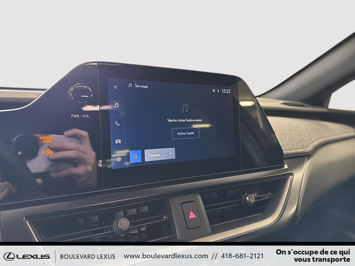 2025 LEXUS UX 300h GROUPE F SPORT DESIGN AWD