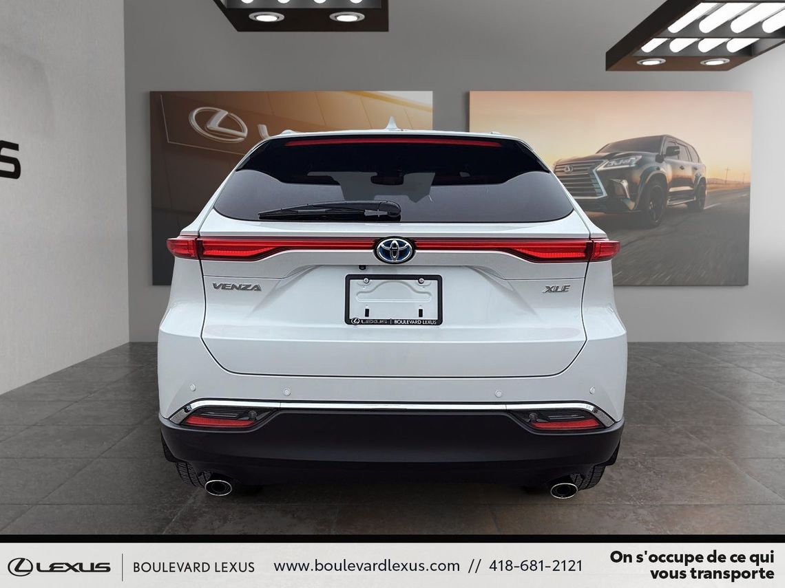 2024 TOYOTA VENZA XLE AWD