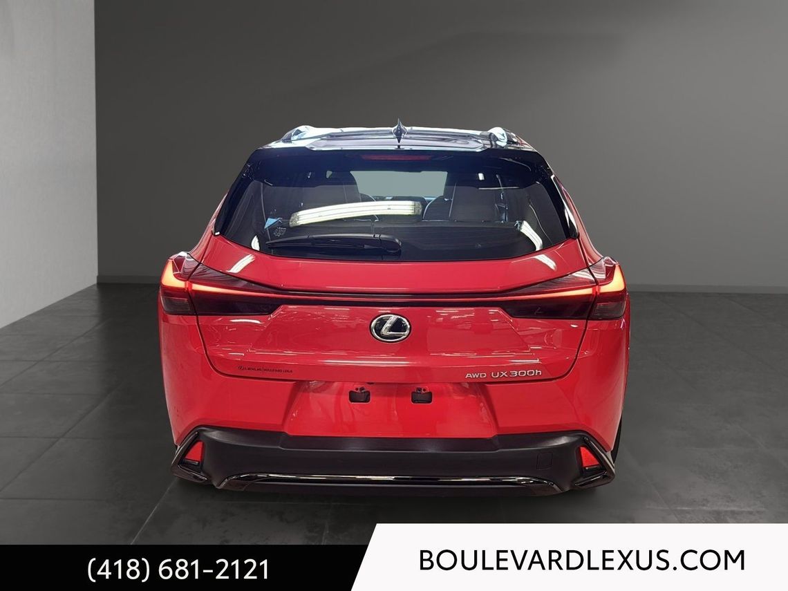 2025 LEXUS UX 300h GROUPE F SPORT DESIGN AWD