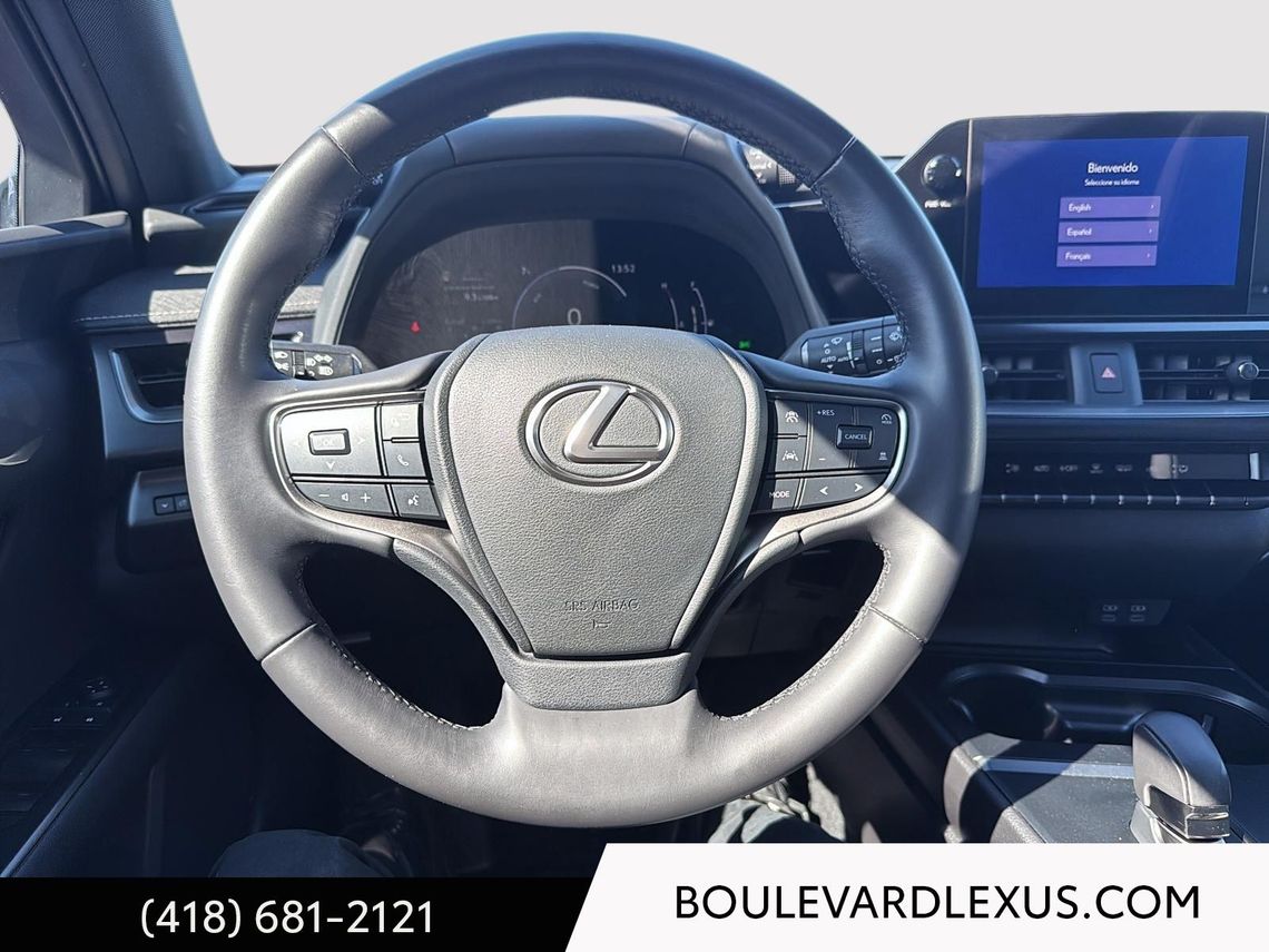 2025 LEXUS UX 300h GROUPE F SPORT DESIGN AWD