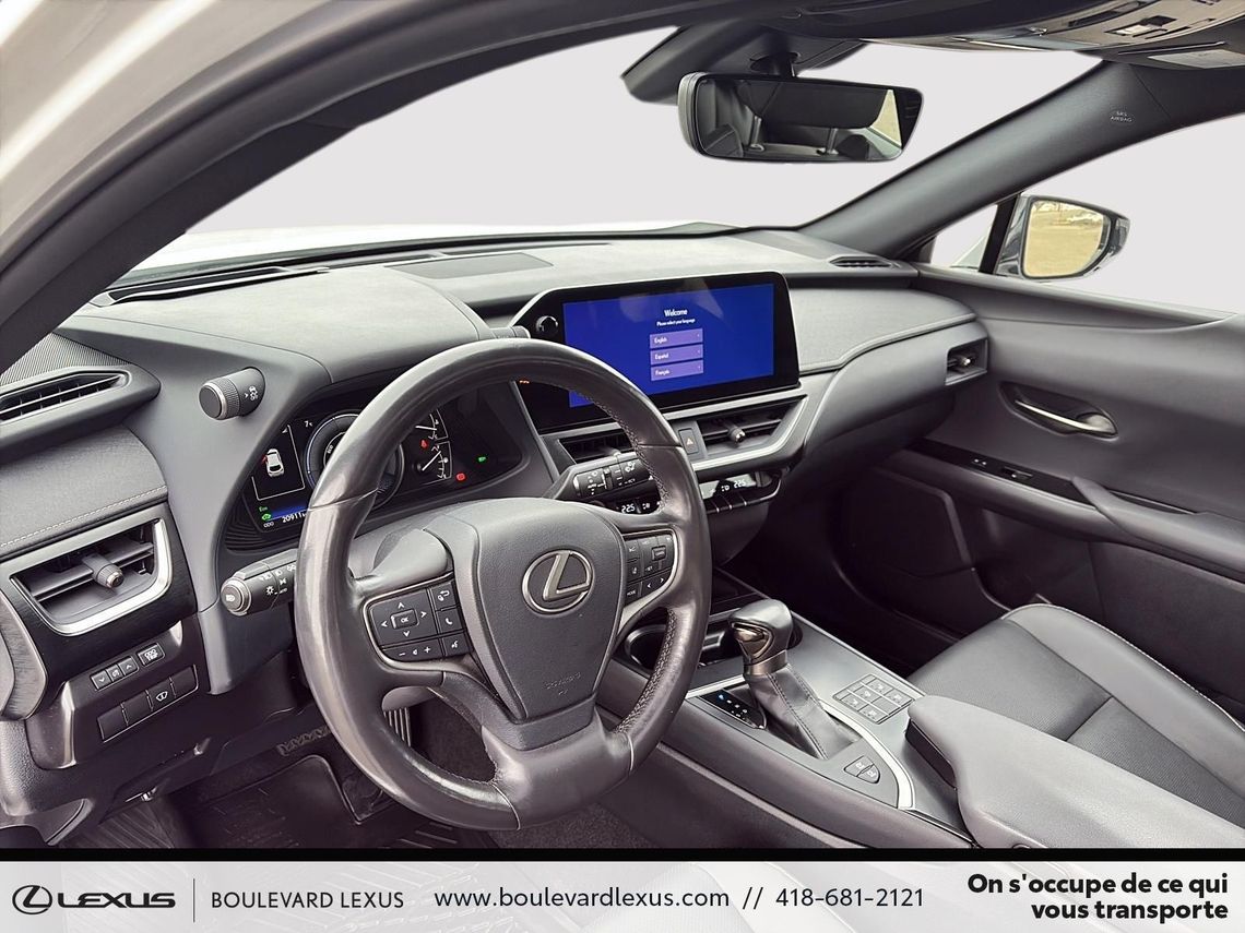 2023 LEXUS UX 250h GROUPE LUXE AWD