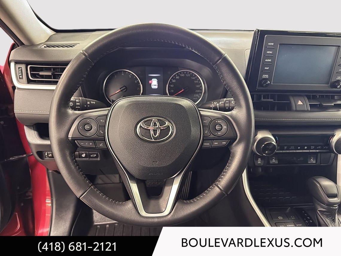 2020 TOYOTA RAV4 XLE AWD
