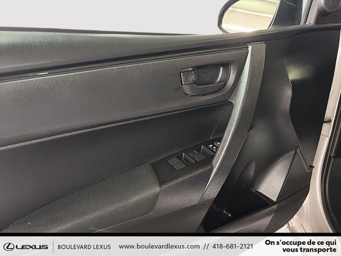 2019 TOYOTA COROLLA CE