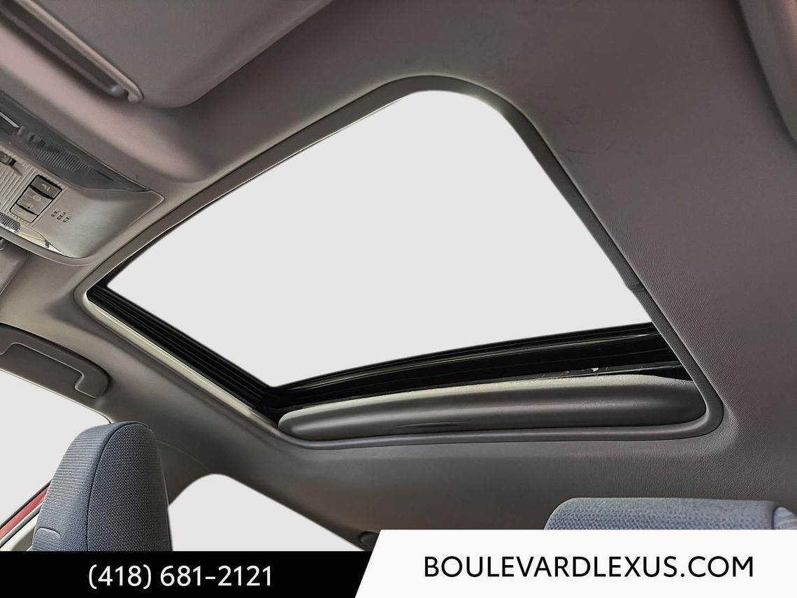 2020 TOYOTA RAV4 XLE AWD