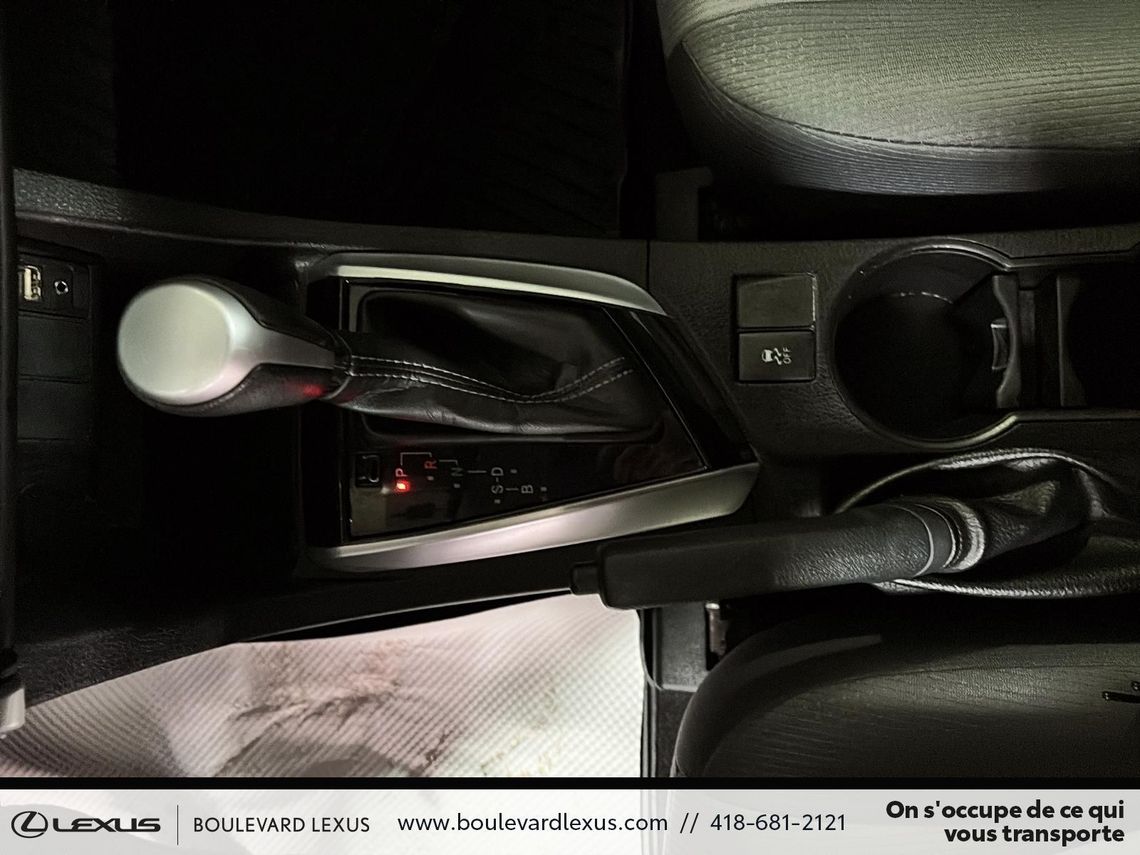 2019 TOYOTA COROLLA CE