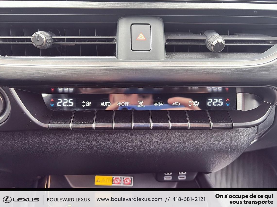 2023 LEXUS UX 250h GROUPE LUXE AWD