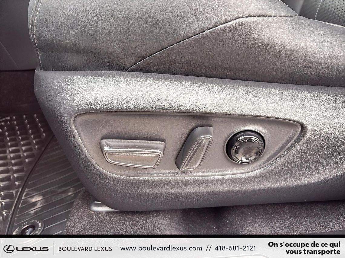 2024 TOYOTA VENZA XLE AWD