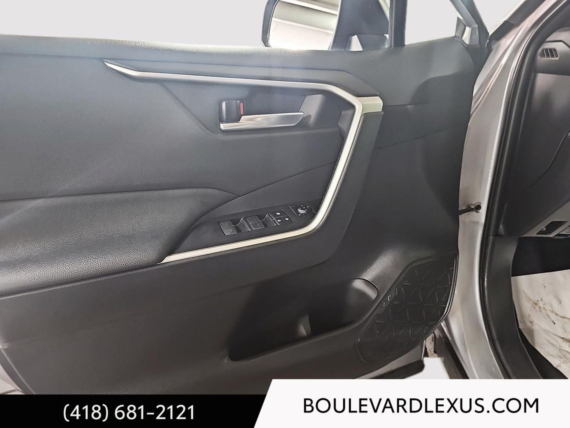 2023 TOYOTA RAV4 PRIME SE AWD