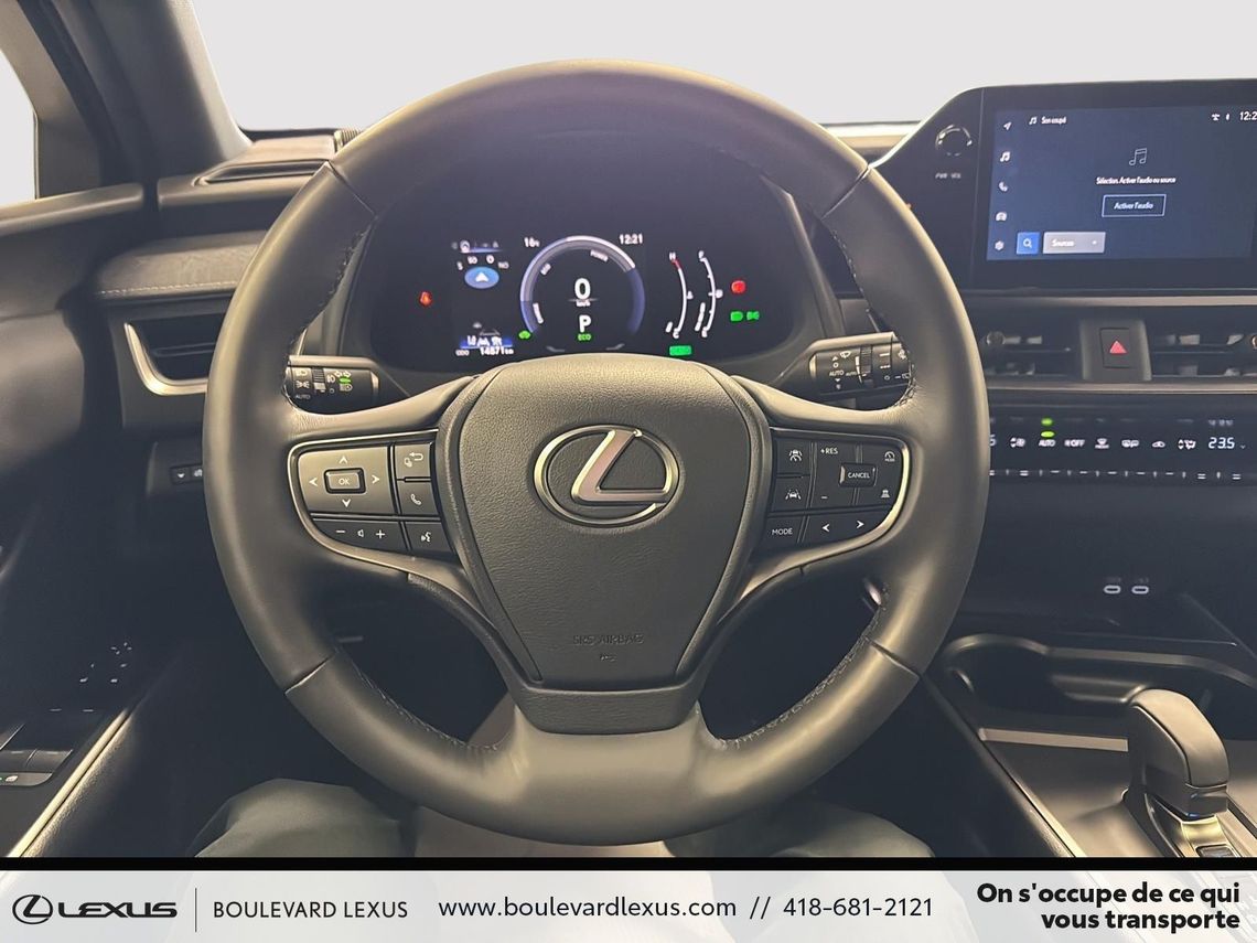 2025 LEXUS UX 300h GROUPE F SPORT DESIGN AWD