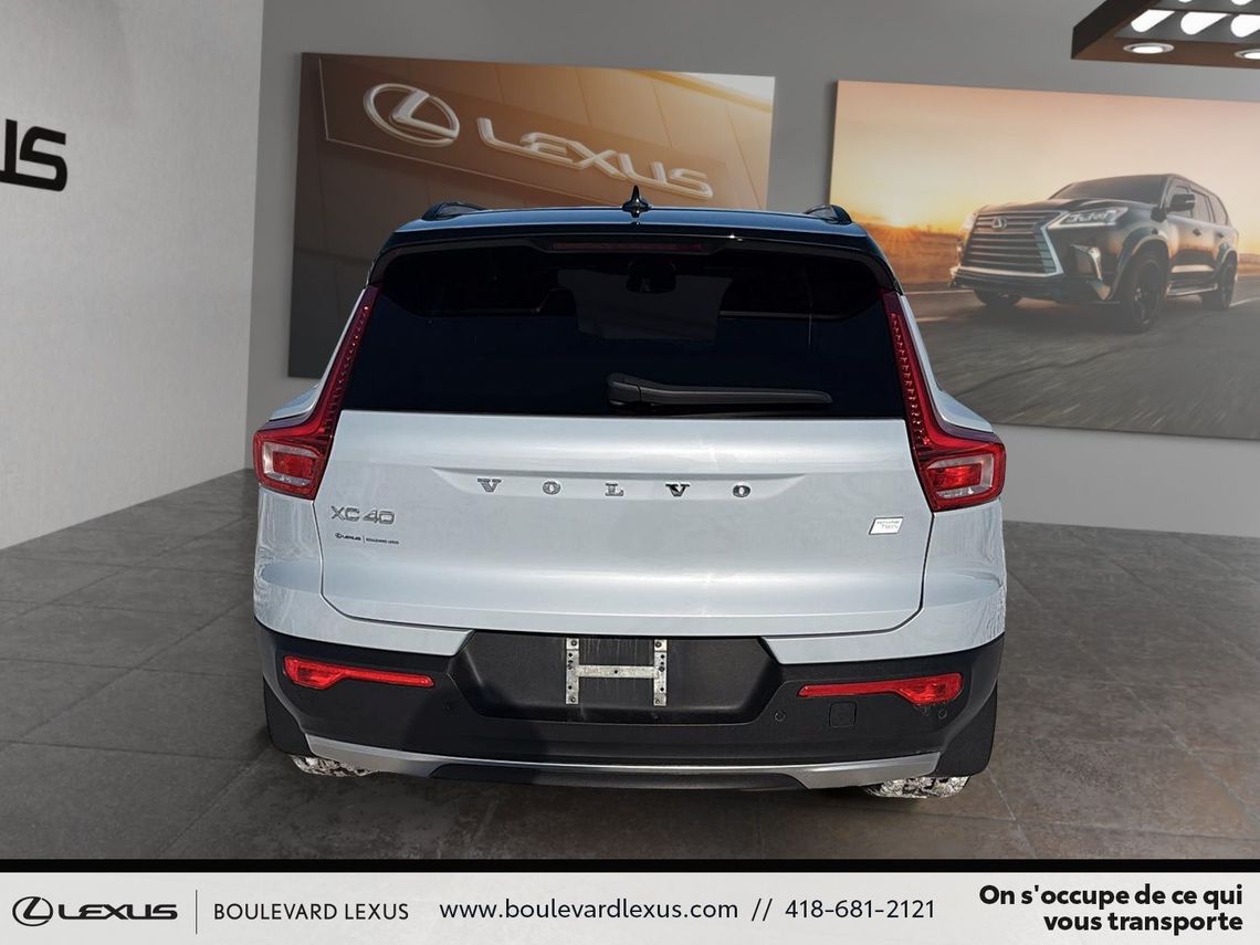 2022 VOLVO XC40 RECHARGE ULTIMATE AWD