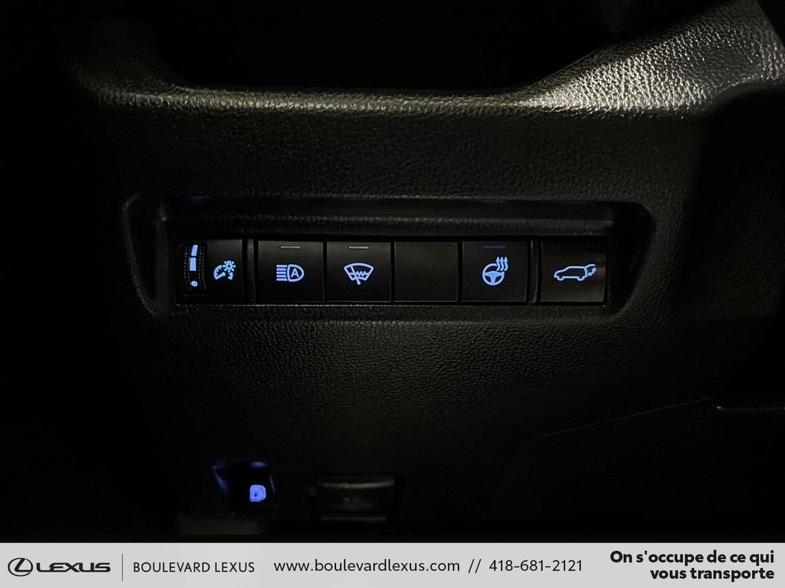 2020 TOYOTA RAV4 HYBRIDE XLE