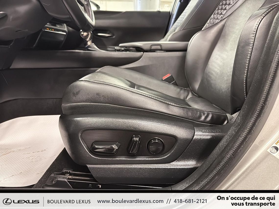 2020 LEXUS UX 250h GROUPE PREMIUM AWD