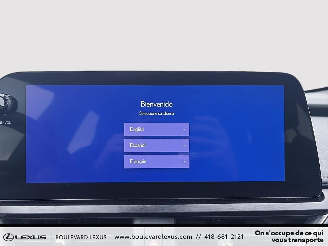 2023 LEXUS UX 250h GROUPE LUXE AWD