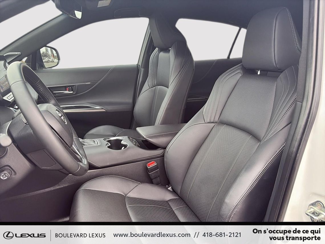 2024 TOYOTA VENZA XLE AWD