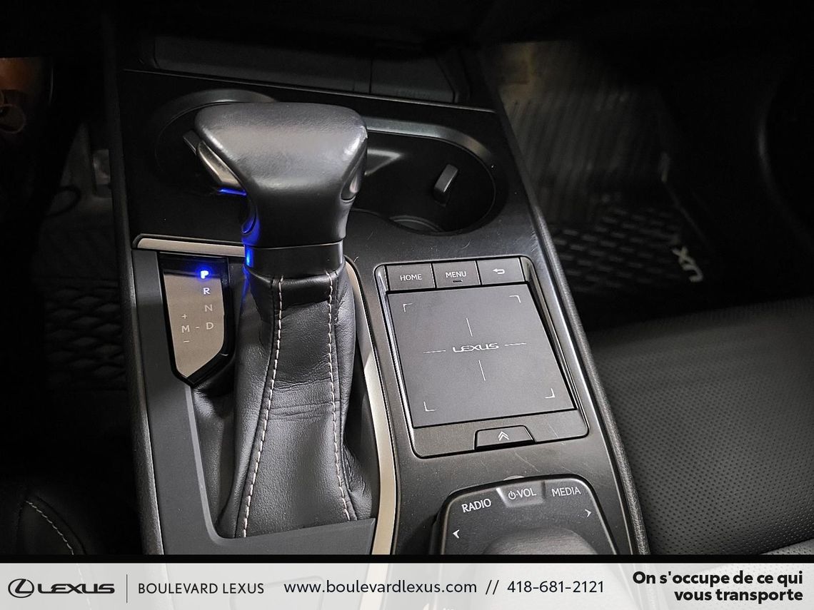 2019 LEXUS UX 200 GROUPE PREMIUM