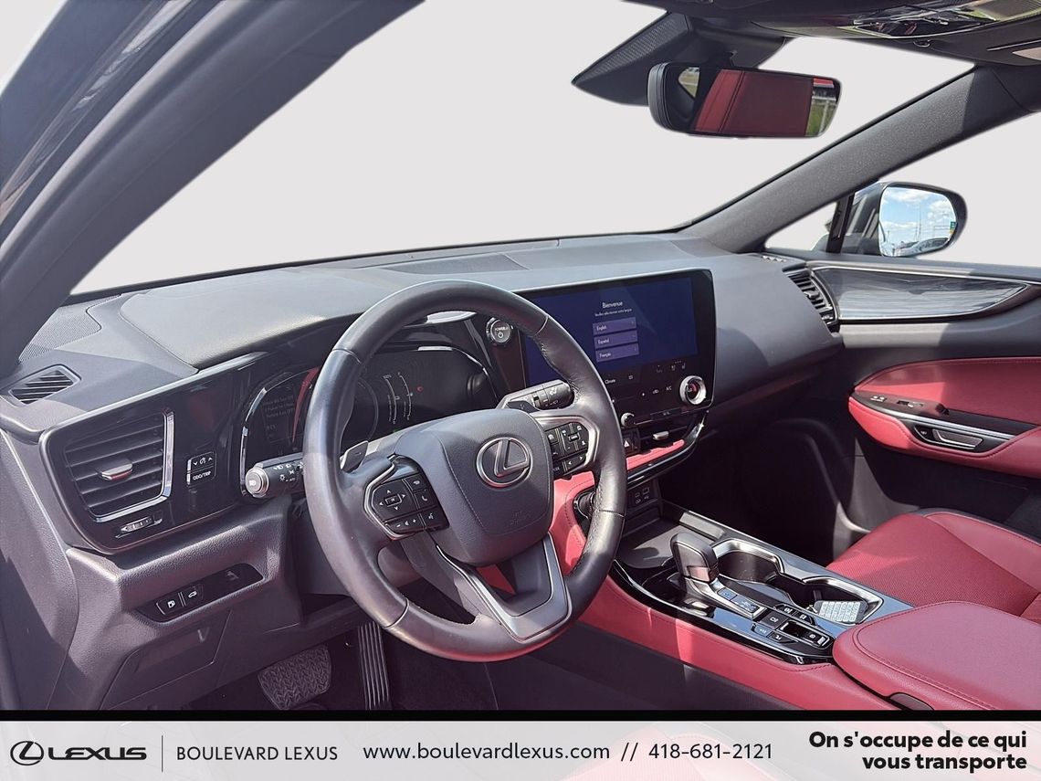 2022 LEXUS NX450H LUXE