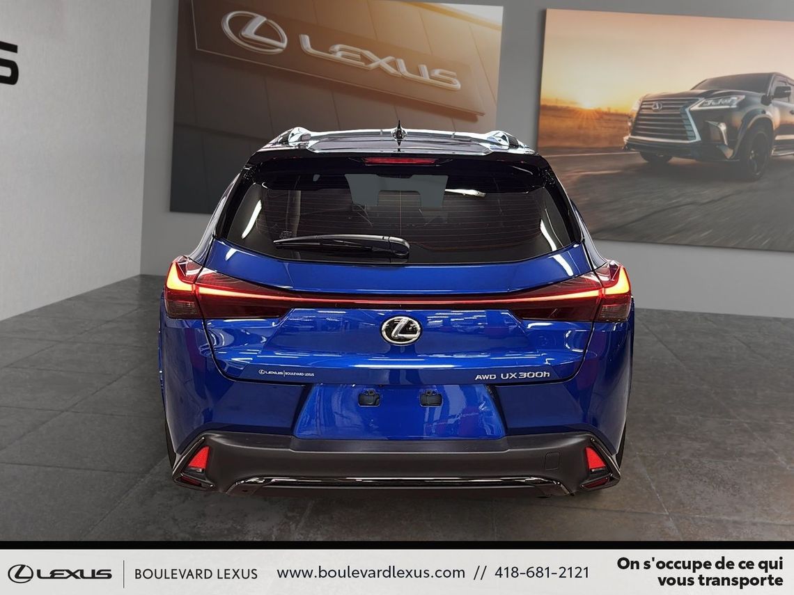 2025 LEXUS UX 300h GROUPE F SPORT DESIGN AWD
