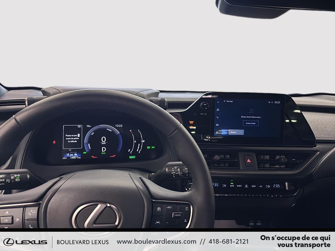 2025 LEXUS UX 300h GROUPE F SPORT DESIGN AWD