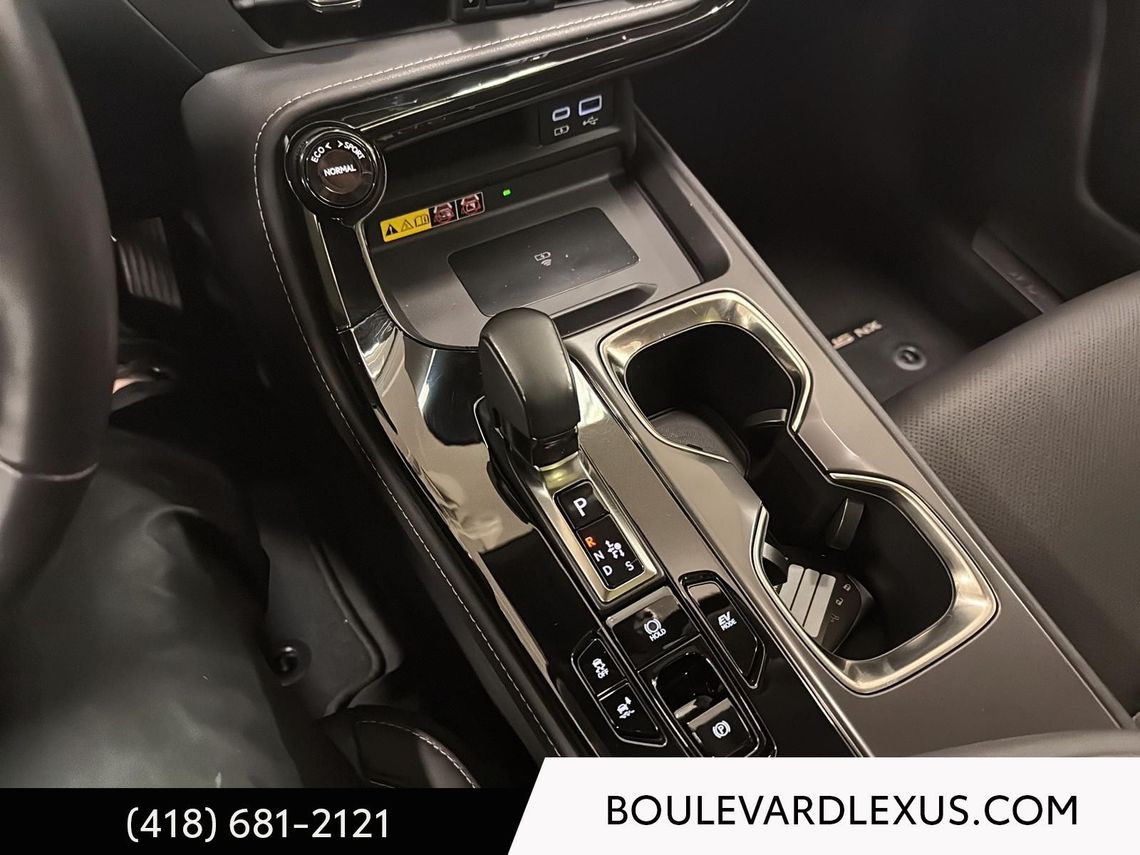 2024 LEXUS NX 350h GROUPE LUXE AWD