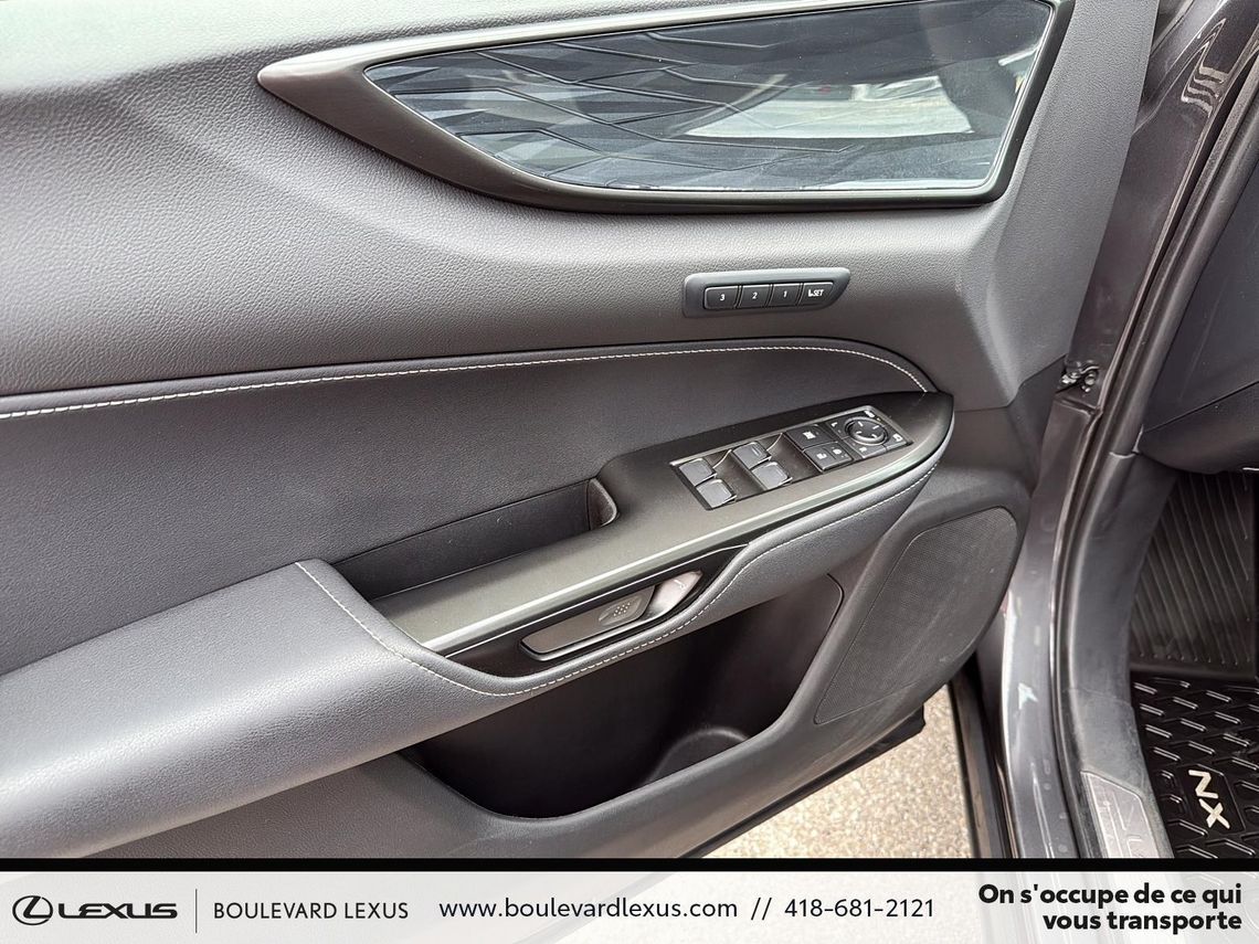 2025 LEXUS NX350H LUXE