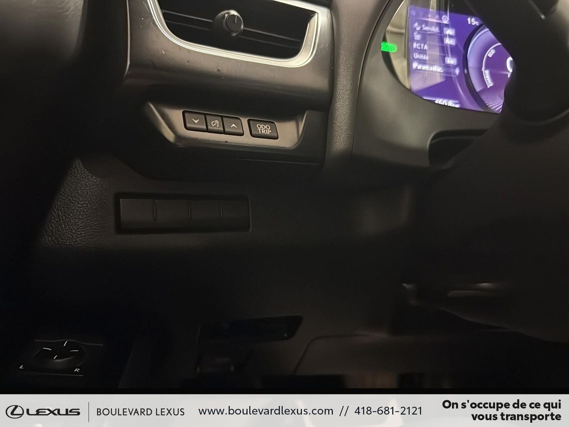 2020 LEXUS UX 250h GROUPE PREMIUM AWD