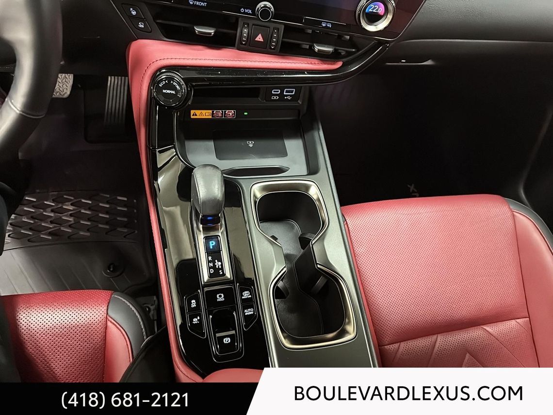 2022 LEXUS NX 450h+ GROUPE EXÉCUTIF AWD