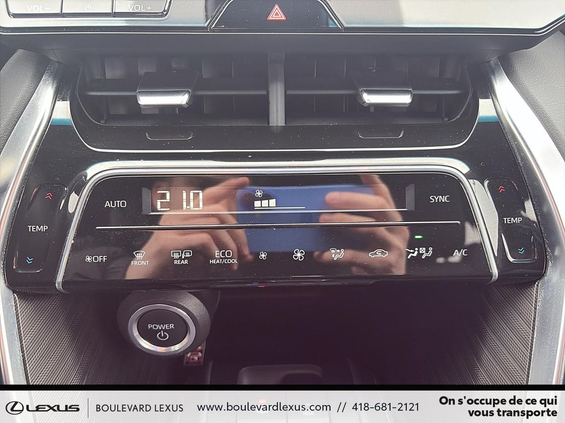 2024 TOYOTA VENZA XLE AWD