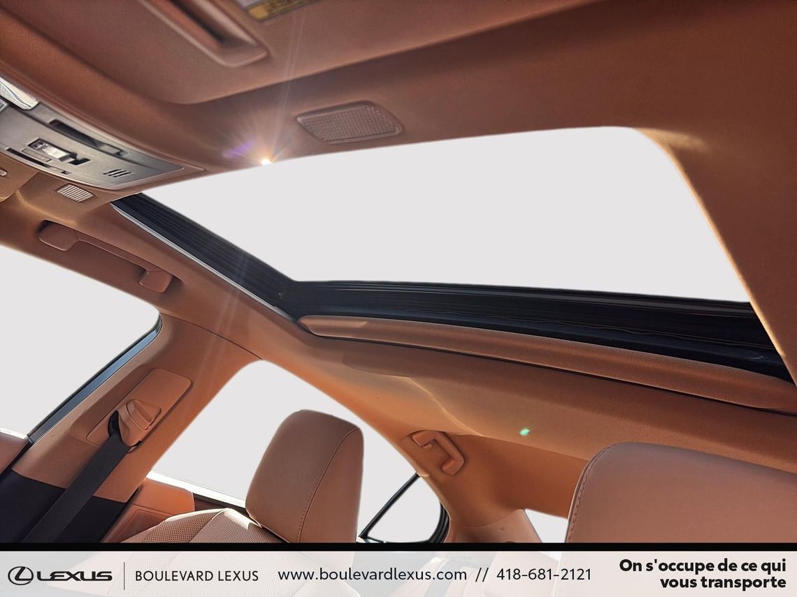 2022 LEXUS ES 300h GROUPE PREMIUM