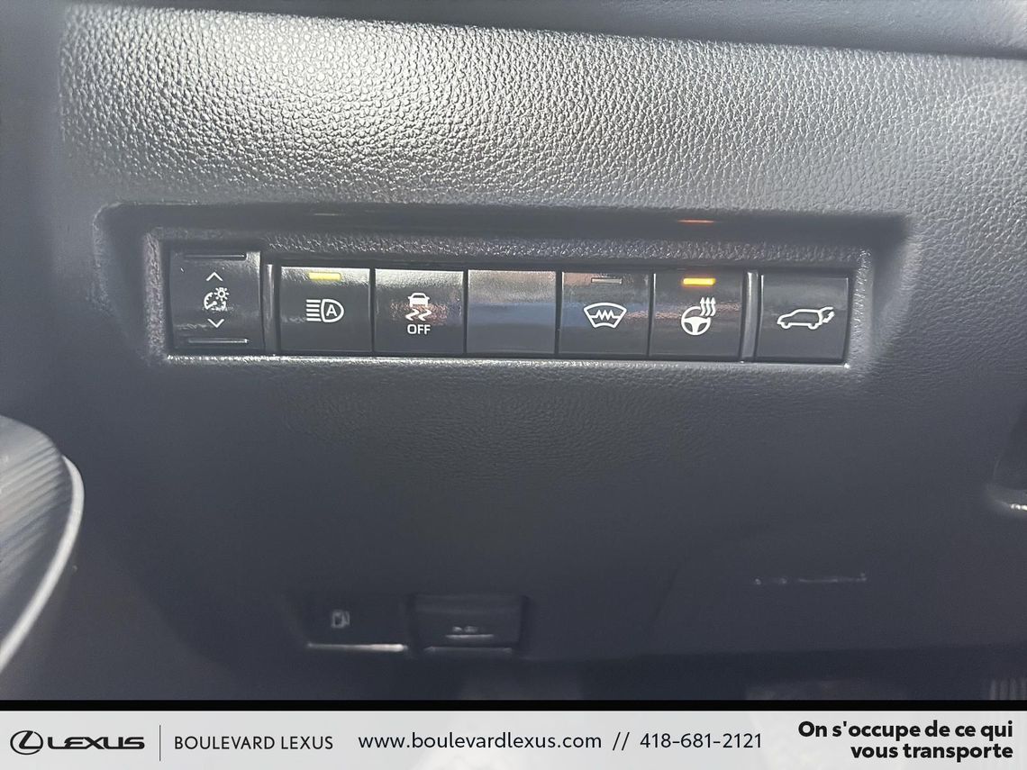 2024 TOYOTA VENZA XLE AWD