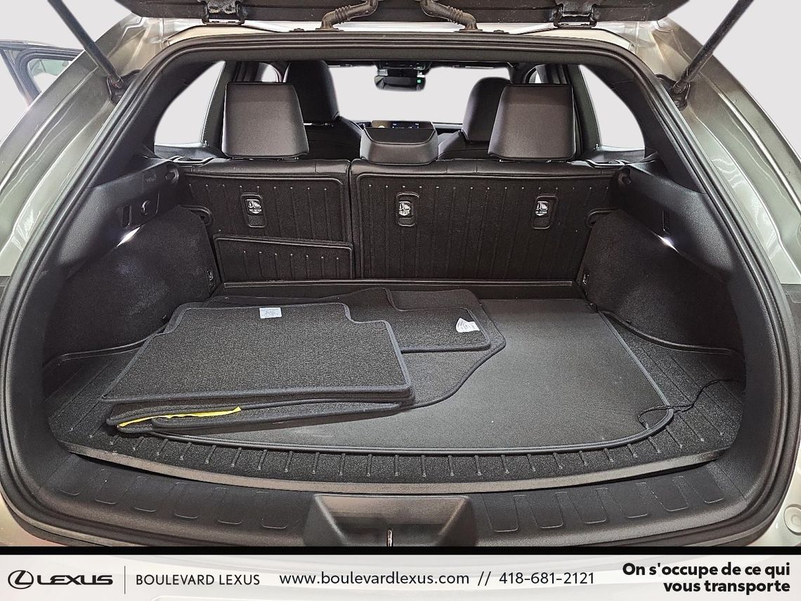 2019 LEXUS UX 200 GROUPE PREMIUM