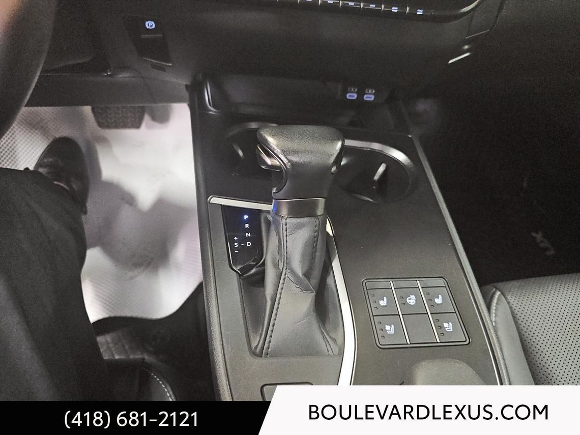 2024 LEXUS UX 250h GROUPE F SPORT DESIGN AWD