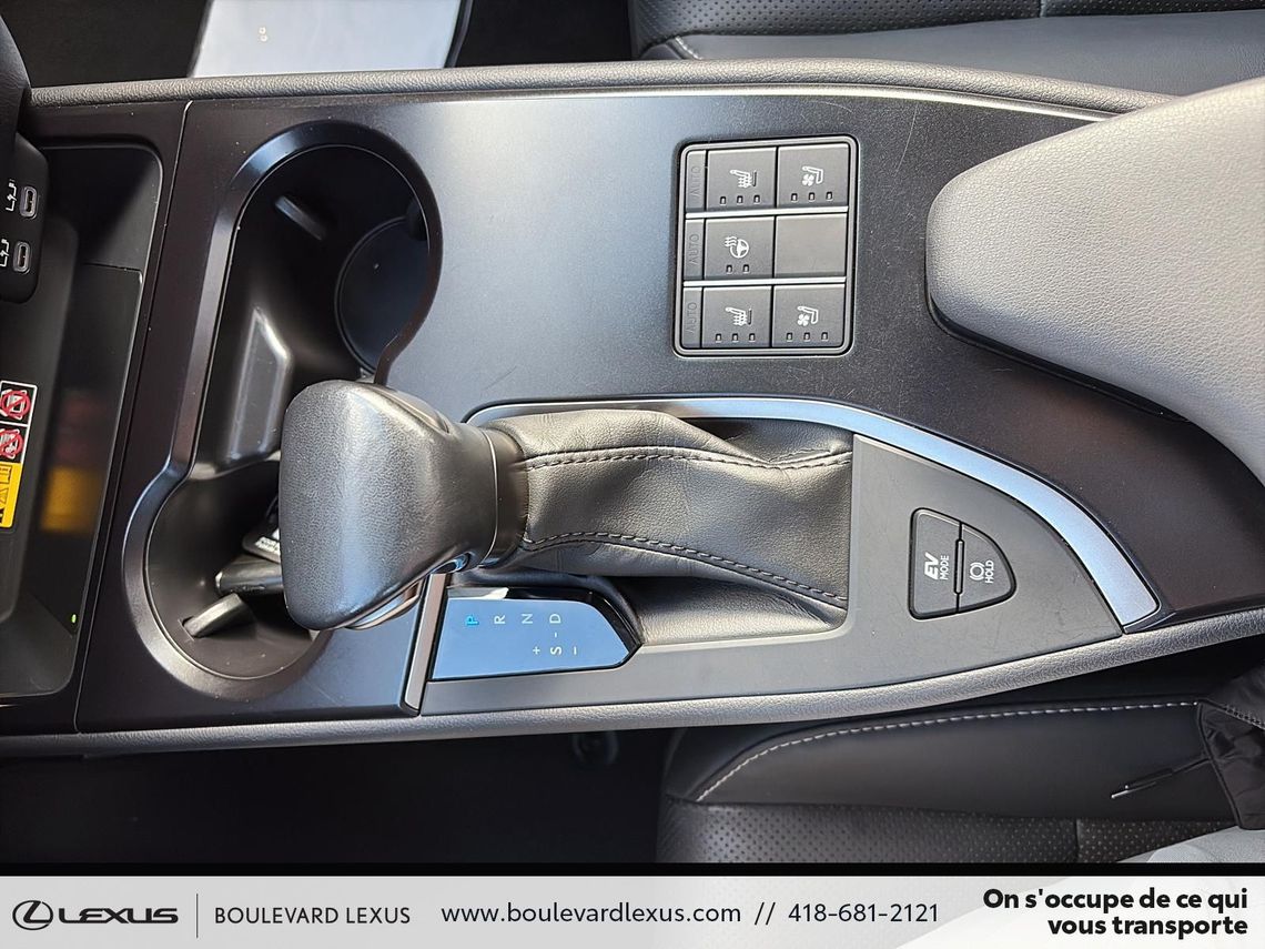 2023 LEXUS UX 250H GROUPE LUXE AWD